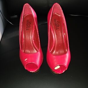 Diva Women's Vibrant Pink Peep Toe Heels